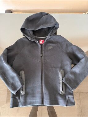 Nike Black Hooded Tech Fleece Zip-Up Jacket